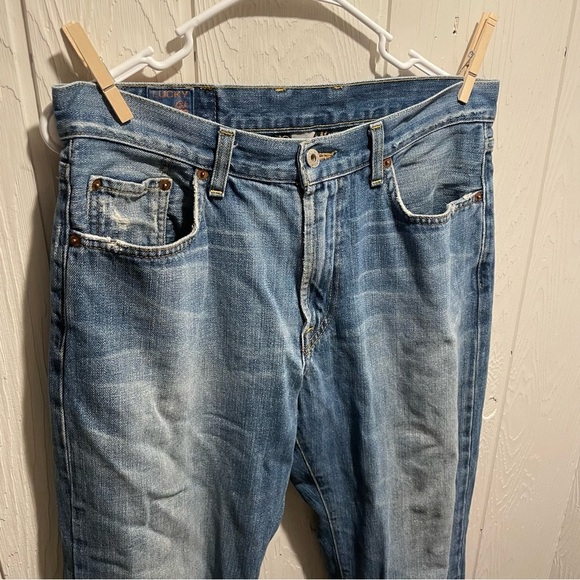 Lucky Brand Made in USA Distressed Jeans - Picture 3 of 12